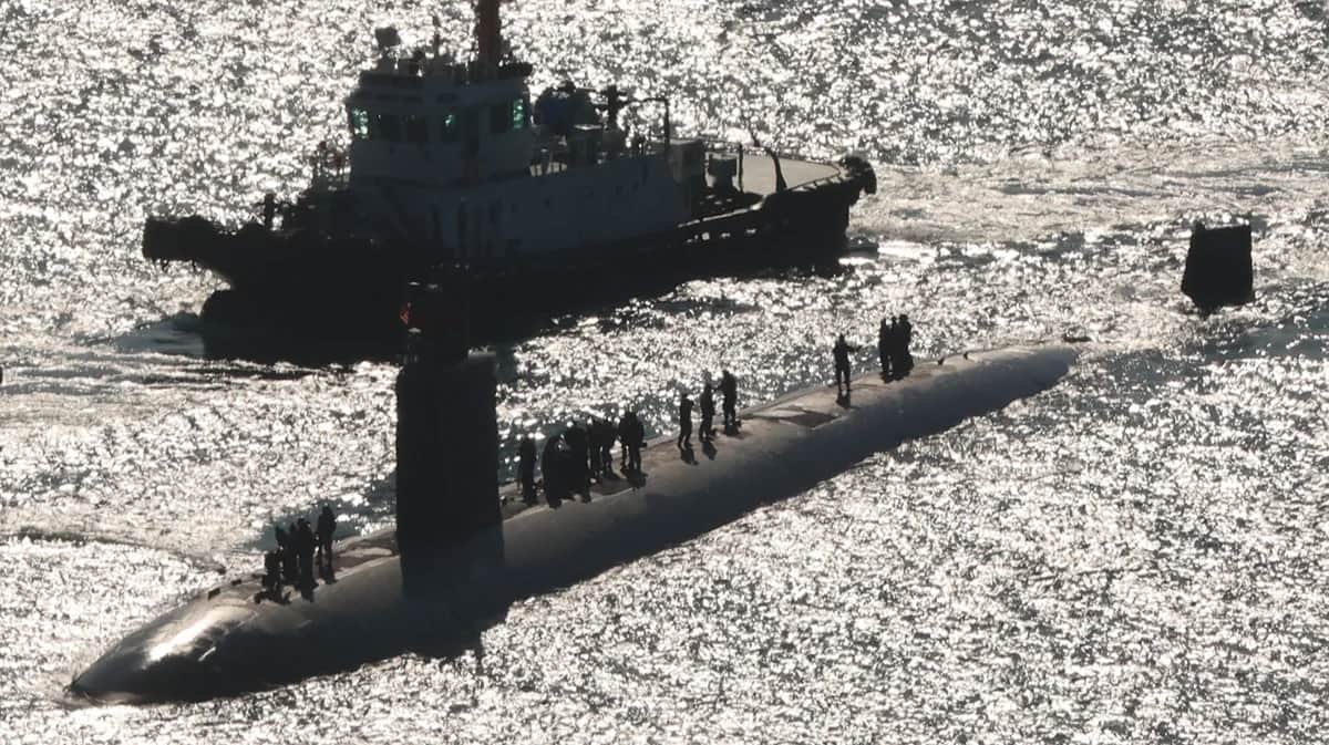 Атомная подводная лодка USS Alexandria на военно-морской базе в Пусане, Южная Корея, 10 февраля 2025 года. Фото: EPA