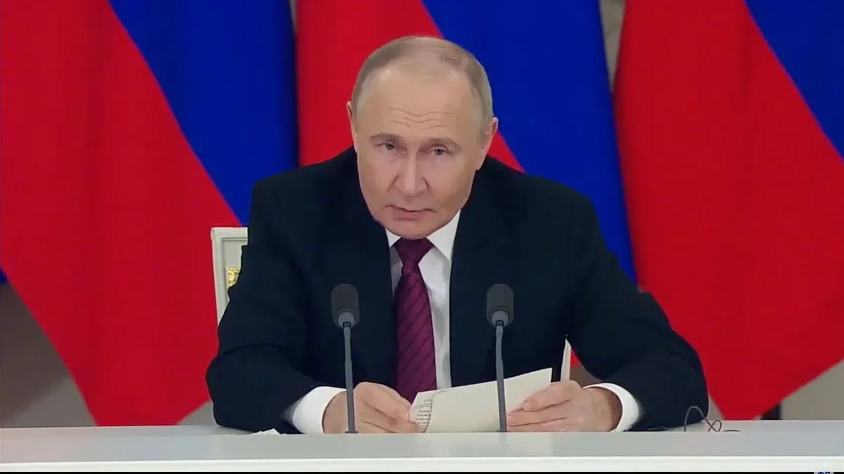 Путин предложил Украине провести прямые переговоры в Стамбуле 15 мая без предварительных условий