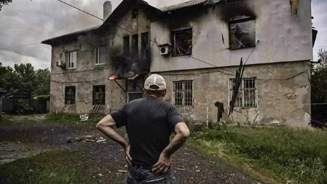 Зеленский воюет во всю силу