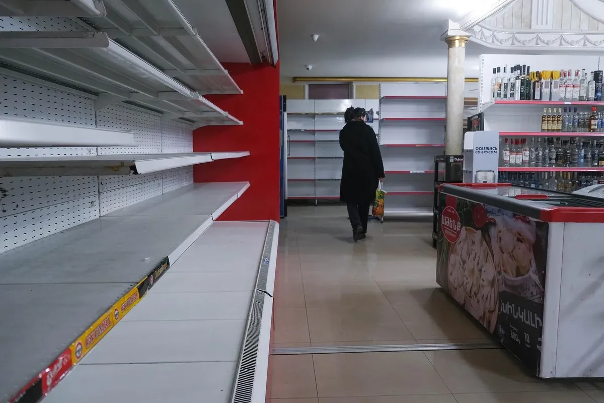 Магазин продуктов в Степанакерте. Фото: <a href="https://www.facebook.com/dinjkac/photos">Ani Balayan</a>