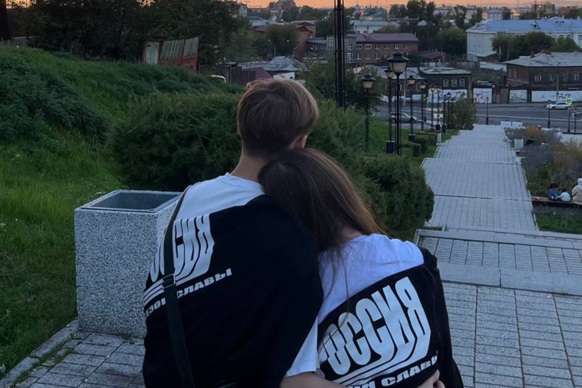 Одежда бренда Glory Season. Фото: Сезон славы