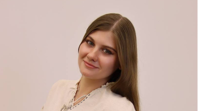 В Москве пропала кандидатка на выборах в Госдуму Юлия Харченко. Ее наблюдателей снимают с участков по поддельному заявлению