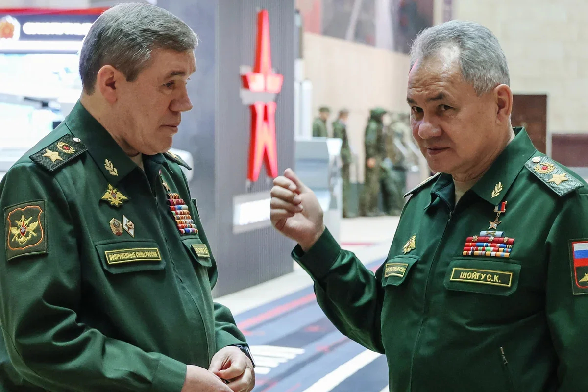 Sergey Shoigu and Valery Gerasimov. Photo: Mikhail Klementyev / Sputnik / Kremlin / EPA-EFE
