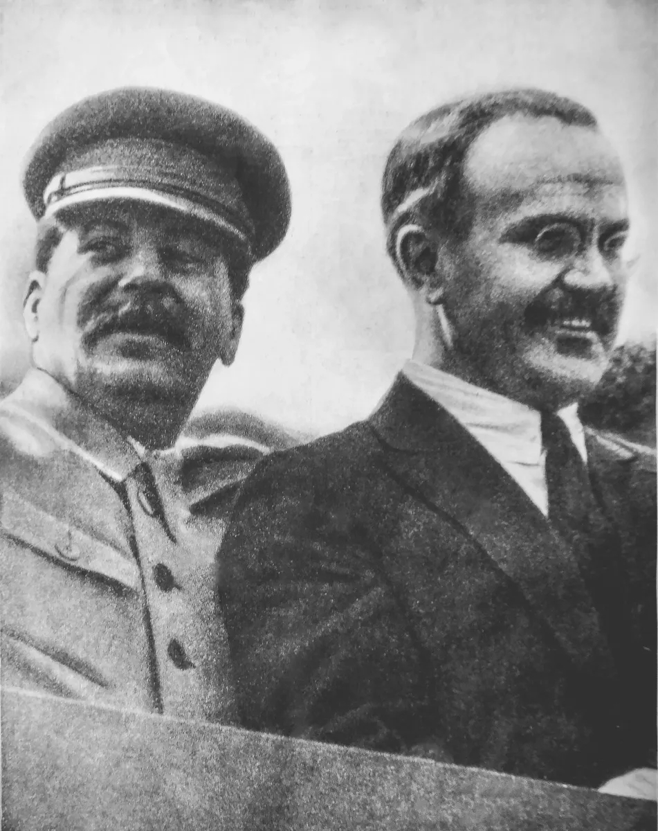 Вячеслав Молотов и Иосиф Сталин, 1932 год. Фото: Wikimedia Commons