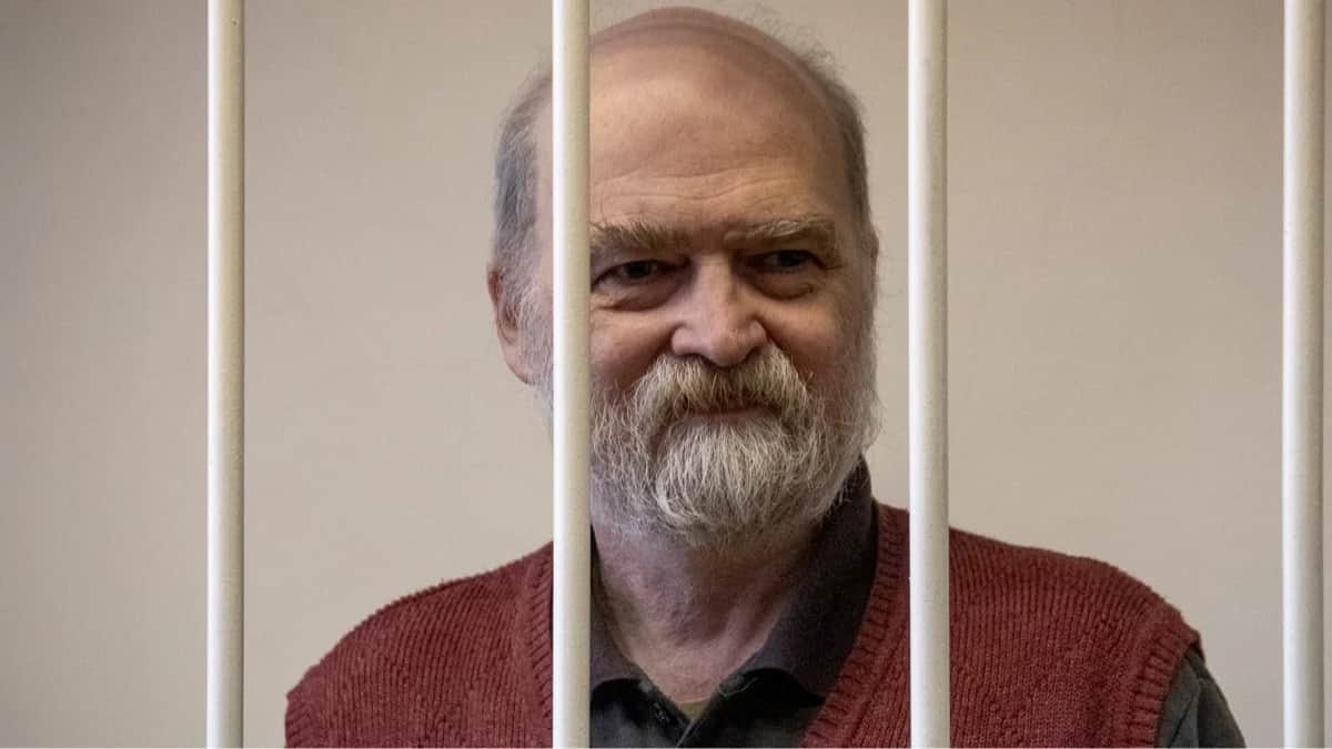 Александр Скобов