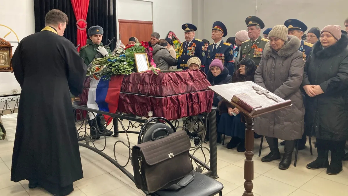Гробовая тишина