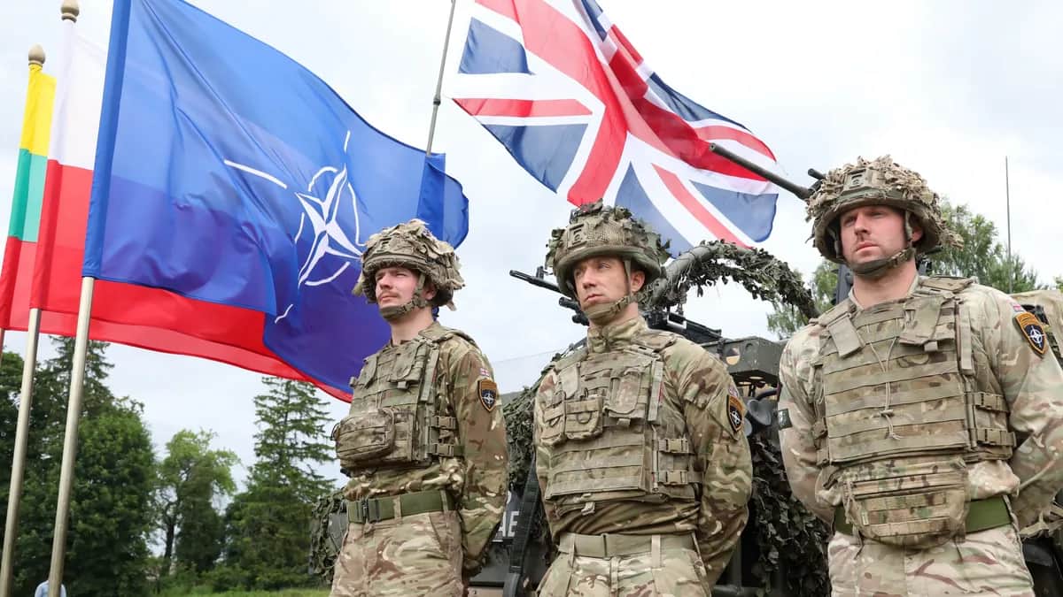 NATO troops in the village of Szypliszki in Poland’s Suwałki corridor, 7 July 2022. Photo: EPA / Artur Reszko
