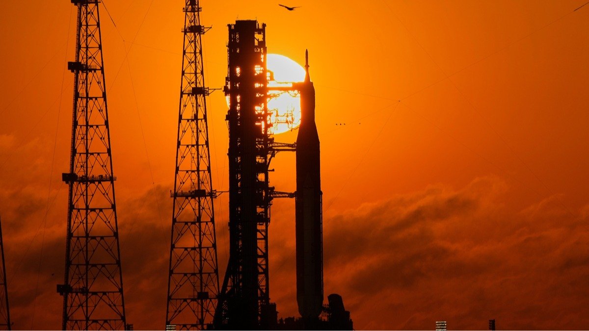 Дальше, чем кто-либо в истории