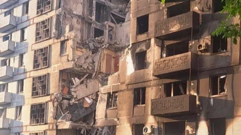 The aftermath of the attack on Stepnohirsk. Photo: Zaporizhzhia regional administration / Telegram