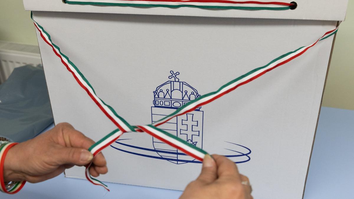 В Венгрии начались парламентские выборы