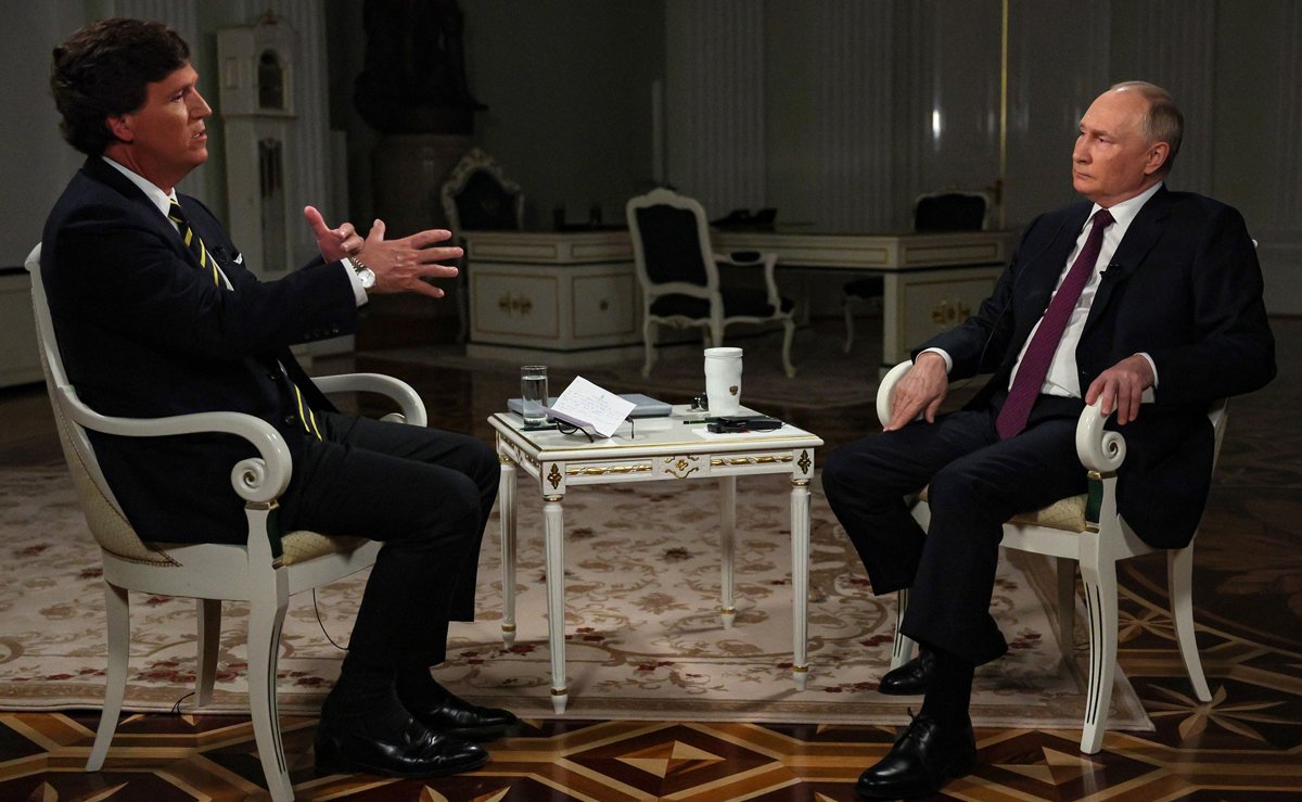 Владимир Путин дает интервью Такеру Карлсону в Москве, 9 февраля 2024 года. Фото: Kremlin