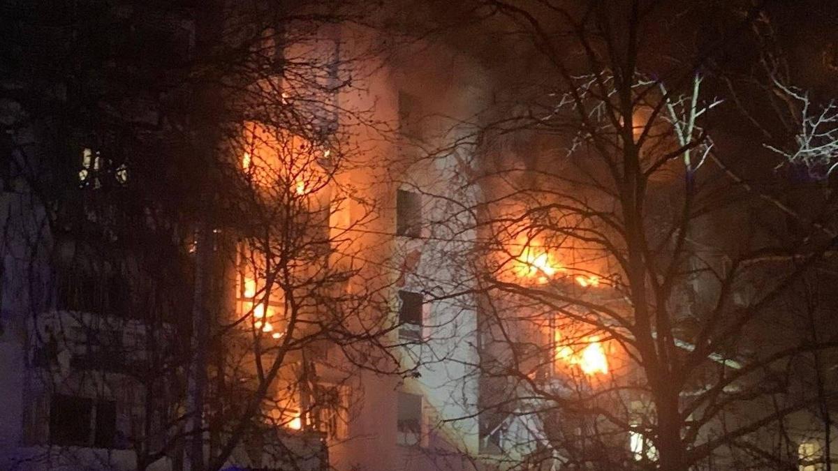 Два человека погибли, еще 12 пострадали в результате взрыва в аннексированном Севастополе